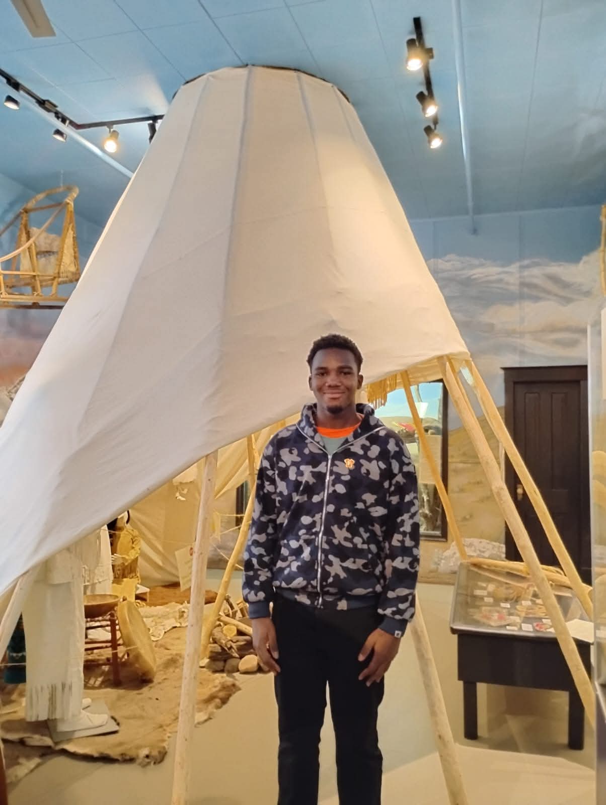 PHOTO-2025-05-01-11-54-53.jpg (105 KB)